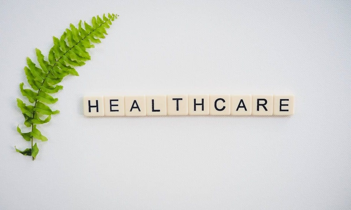 Top 5 Healthcare Stocks to Invest in India 2025